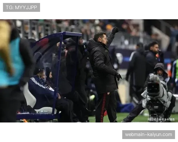 朗斯主帅萨热解析球队防守体系冠绝法甲赛场